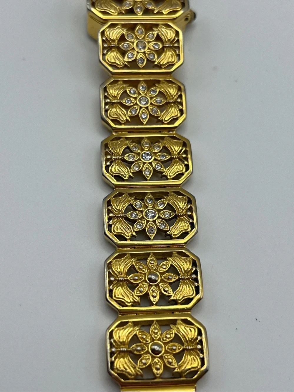 VTG Xanadu Gold Floral Link Bracelet Watch - with hidden face